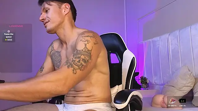 Justin valverde online show from 10/15/25, 02:55