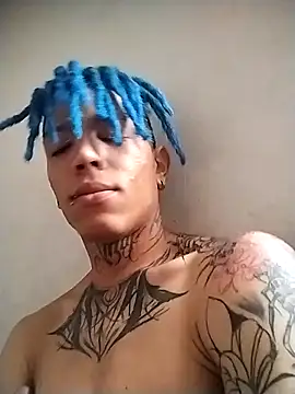 Overinktt online show from 10/28/25, 06:32