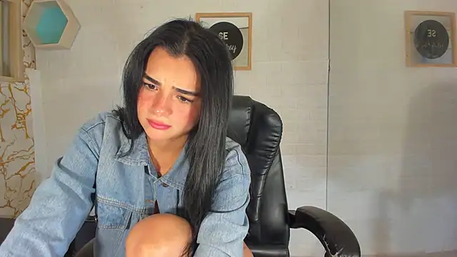 Lilifut  online show from 11/22/25, 12:20