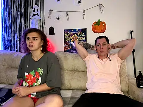 Snapshot of live_sexy chatting on 10/18/25, 06:05 live sexy online show from 10/18/25, 06:05