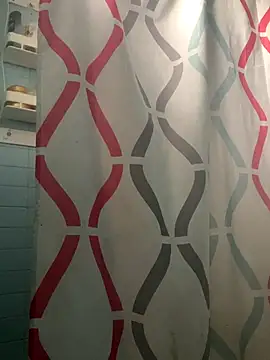 Zoe fire online show from 10/31/25, 11:44