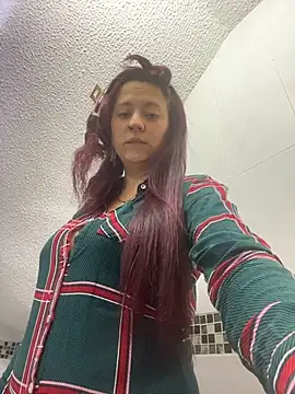 Zoe fire online show from 12/01/25, 12:43