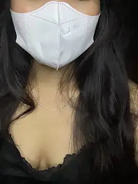 Snapshot of Tina-03 chatting on 10/30/25, 04:52 Tina-03 online show from 10/30/25, 04:52