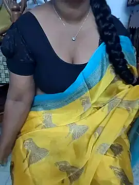 Snapshot of Nikitha_telugu chatting on 10/27/25, 05:44 Nikitha telugu online show from 10/27/25, 05:44