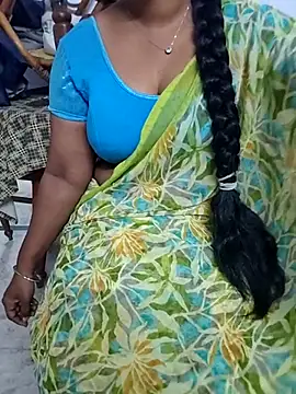 Snapshot of Nikitha_telugu chatting on 10/29/25, 05:20 Nikitha telugu online show from 10/29/25, 05:20