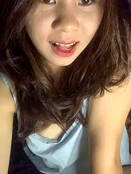 Snapshot of Yanmei_19 chatting on 10/19/25, 02:45 Yanmei 19 online show from 10/19/25, 02:45