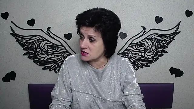 Snapshot of KseniaBurlesk chatting on 10/16/25, 11:33 KseniaBurlesk online show from 10/16/25, 11:33