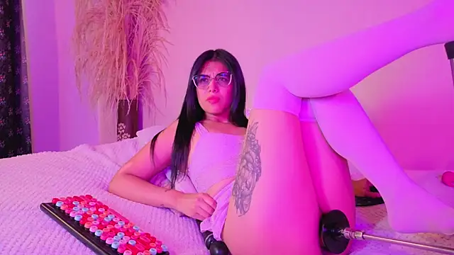 Sub Scarlett online show from 10/18/25, 01:56