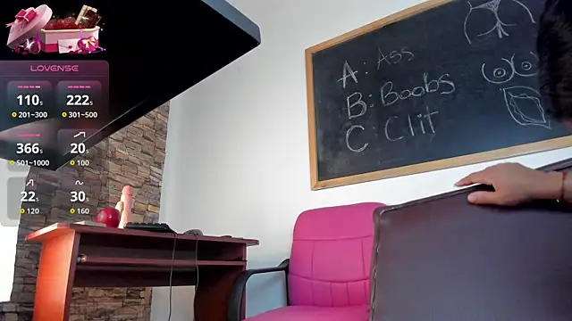 Savanna rios online show from 11/06/25, 12:06