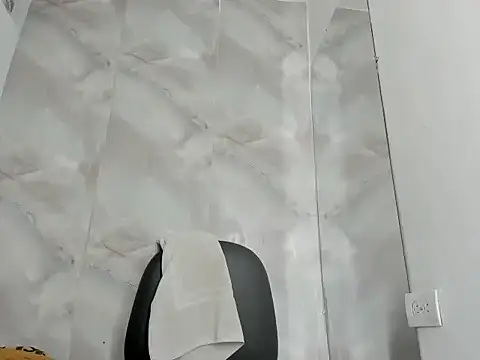 kataleyaAlenan online show from 10/28/25, 01:36