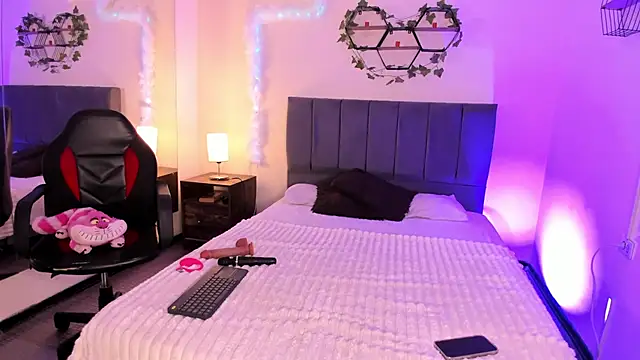 Snapshot of JustinCastiblanco chatting on 11/10/25, 11:20 JustinCastiblanco online show from 11/10/25, 11:20