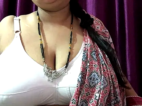Snapshot of D_Gulabo chatting on 10/15/25, 02:33 D Gulabo online show from 10/15/25, 02:33