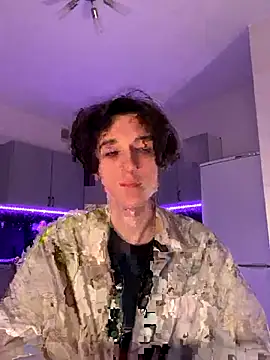 Snapshot of KristianGray chatting on 10/16/25, 03:35 KristianGray online show from 10/16/25, 03:35