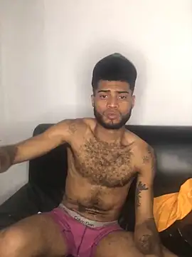 Snapshot of AXionX chatting on 12/01/25, 04:17 AXionX online show from 12/01/25, 04:17