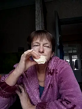 Snapshot of JesykaLove566 chatting on 10/27/25, 08:29 JesykaLove566 online show from 10/27/25, 08:29