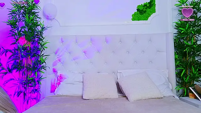 AriannaSins online show from 10/17/25, 12:19