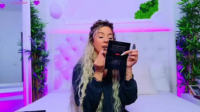 AriannaSins online show from 11/04/25, 01:32