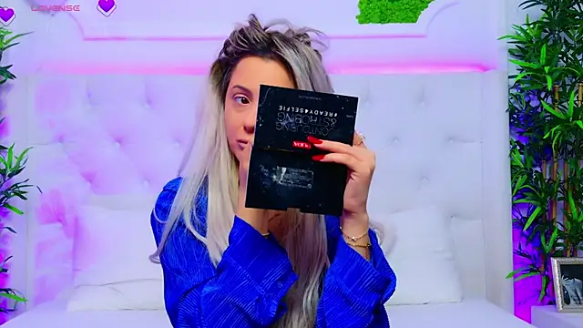 AriannaSins online show from 11/07/25, 01:22