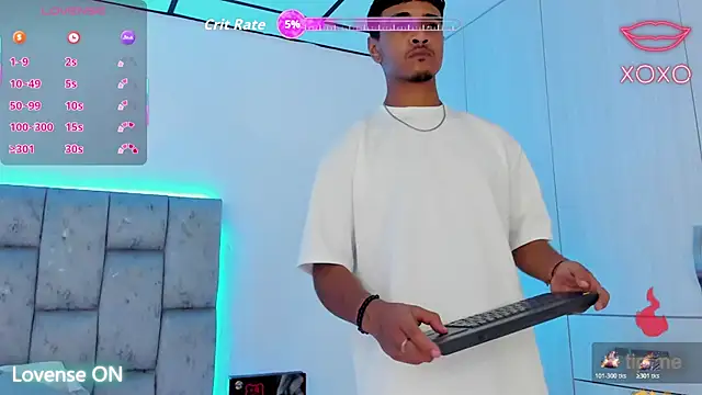 Snapshot of SweetAndSinful chatting on 11/30/25, 04:05 SweetAndSinful online show from 11/30/25, 04:05