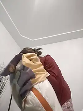 Snapshot of SandyCassie chatting on 11/14/25, 05:39 SandyCassie online show from 11/14/25, 05:39