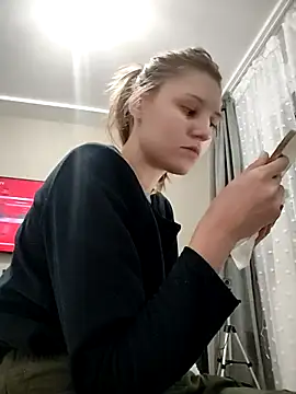 Snapshot of SandyCassie chatting on 11/30/25, 07:07 SandyCassie online show from 11/30/25, 07:07