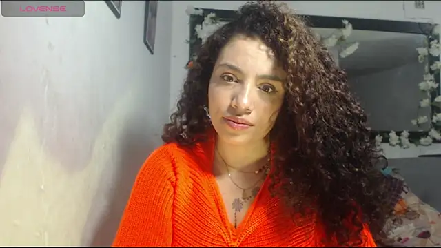 m zoee online show from 11/24/25, 03:28