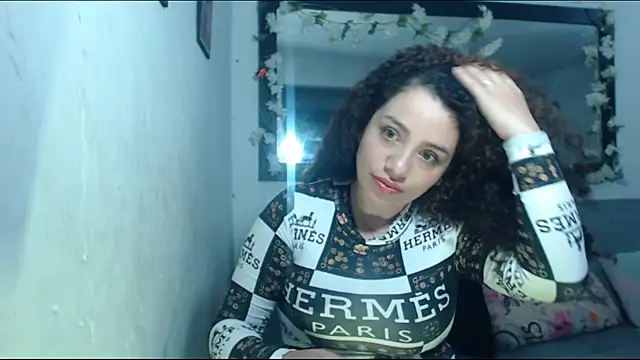 m zoee online show from 11/29/25, 09:56