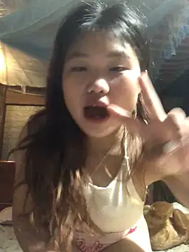 Snapshot of bumbaba chatting on 10/26/25, 04:02 bumbaba online show from 10/26/25, 04:02