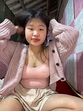 Snapshot of bumbaba chatting on 11/16/25, 01:11 bumbaba online show from 11/16/25, 01:11