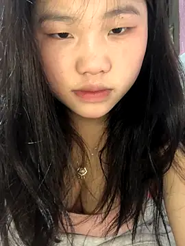 Snapshot of bumbaba chatting on 11/17/25, 01:55 bumbaba online show from 11/17/25, 01:55