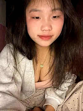 Snapshot of bumbaba chatting on 11/22/25, 01:21 bumbaba online show from 11/22/25, 01:21