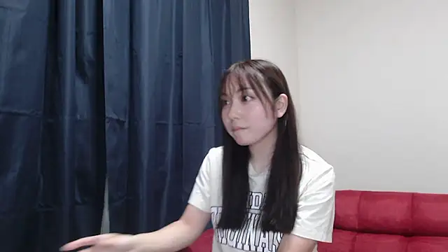 Snapshot of erika_chikensuki chatting on 10/15/25, 02:28 erika chikensuki online show from 10/15/25, 02:28