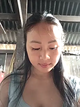 Snapshot of Spring-mky chatting on 10/30/25, 03:30 Spring-mky online show from 10/30/25, 03:30