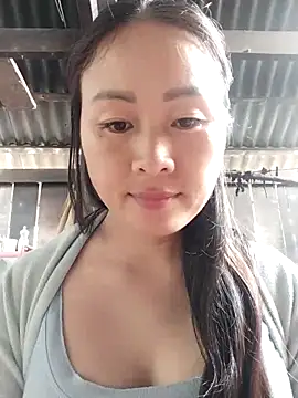 Snapshot of Spring-mky chatting on 11/05/25, 03:39 Spring-mky online show from 11/05/25, 03:39