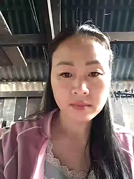 Snapshot of Spring-mky chatting on 11/20/25, 01:28 Spring-mky online show from 11/20/25, 01:28