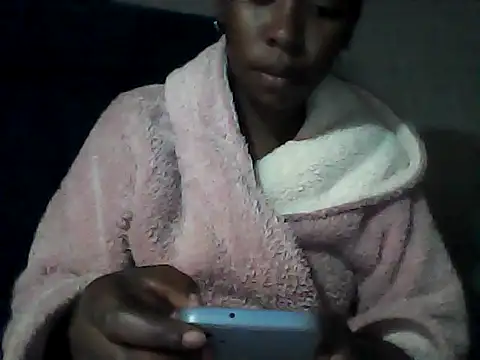 sexysmalldaily04 online show from 10/29/25, 06:04