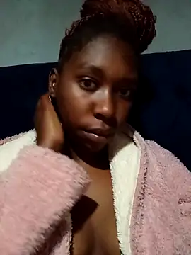 sexysmalldaily04 online show from 10/31/25, 12:11