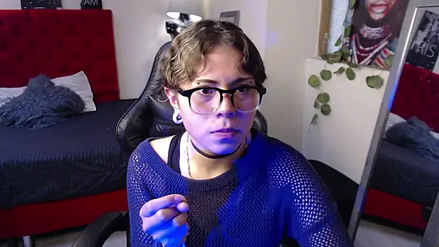 Snapshot of Insomniia_ chatting on 10/20/25, 03:34 Insomniia online show from 10/20/25, 03:34