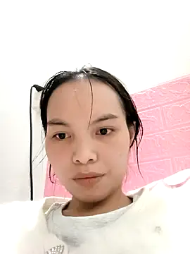 Snapshot of Hup_x chatting on 10/20/25, 04:07 Hup x online show from 10/20/25, 04:07