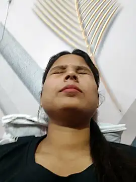 Snapshot of Anshika1431 chatting on 11/14/25, 06:01 Anshika1431 online show from 11/14/25, 06:01