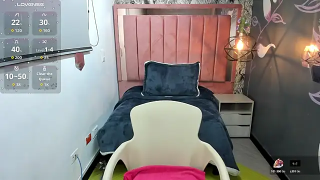 Rachel  Jonees online show from 11/12/25, 12:16