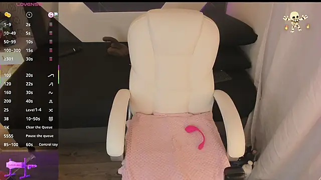 michelle cutee  online show from 11/07/25, 08:31