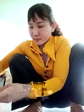 Snapshot of Ana-love2025 chatting on 10/20/25, 12:55 Ana-love2025 online show from 10/20/25, 12:55