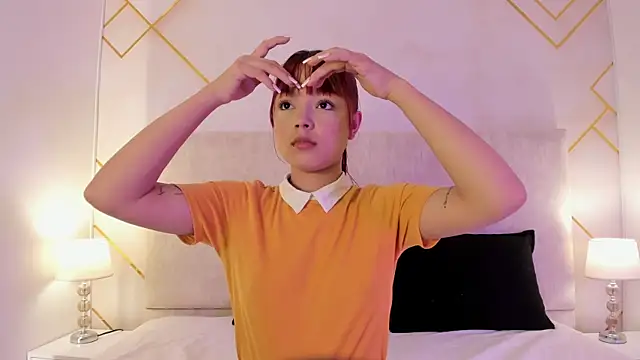 Martinaa Garcia online show from 11/26/25, 07:48