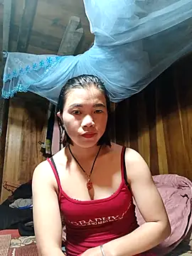 Snapshot of omai-ngot chatting on 10/17/25, 12:58 omai-ngot online show from 10/17/25, 12:58