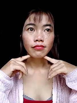 Snapshot of omai-ngot chatting on 10/18/25, 01:08 omai-ngot online show from 10/18/25, 01:08