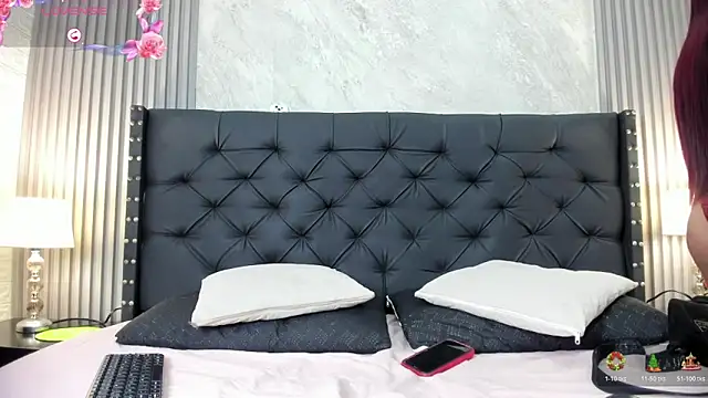 camila  bouzas online show from 11/29/25, 06:55