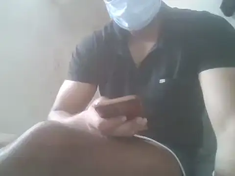 Snapshot of hotgymboy1 chatting on 10/17/25, 05:54 hotgymboy1 online show from 10/17/25, 05:54