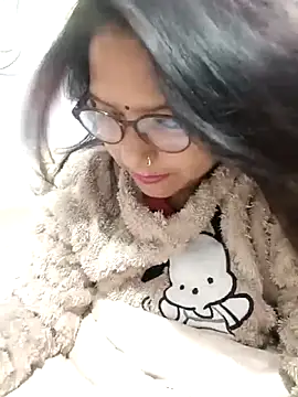 Vanshika1432 online show from 11/20/25, 07:57