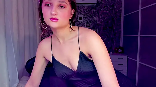 mishel amurr online show from 11/13/25, 01:59